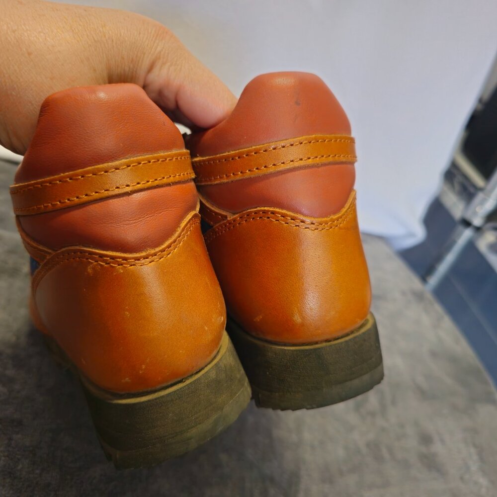 New Balance Brown & Navy Rainier Boots - Picture 3 of 7